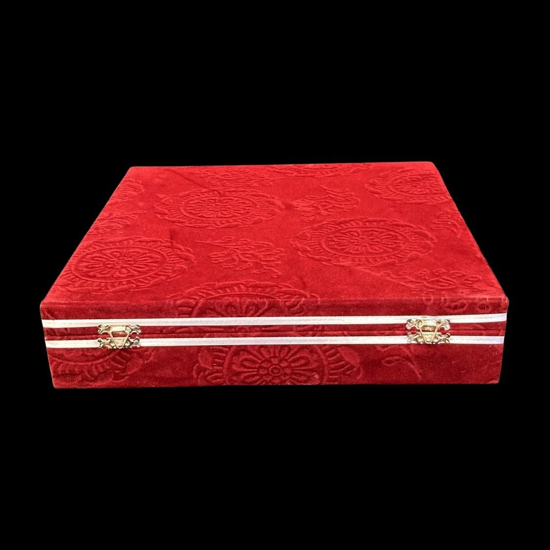 Chess Set Hand Carved Onyx Fossil With Case - Image 3