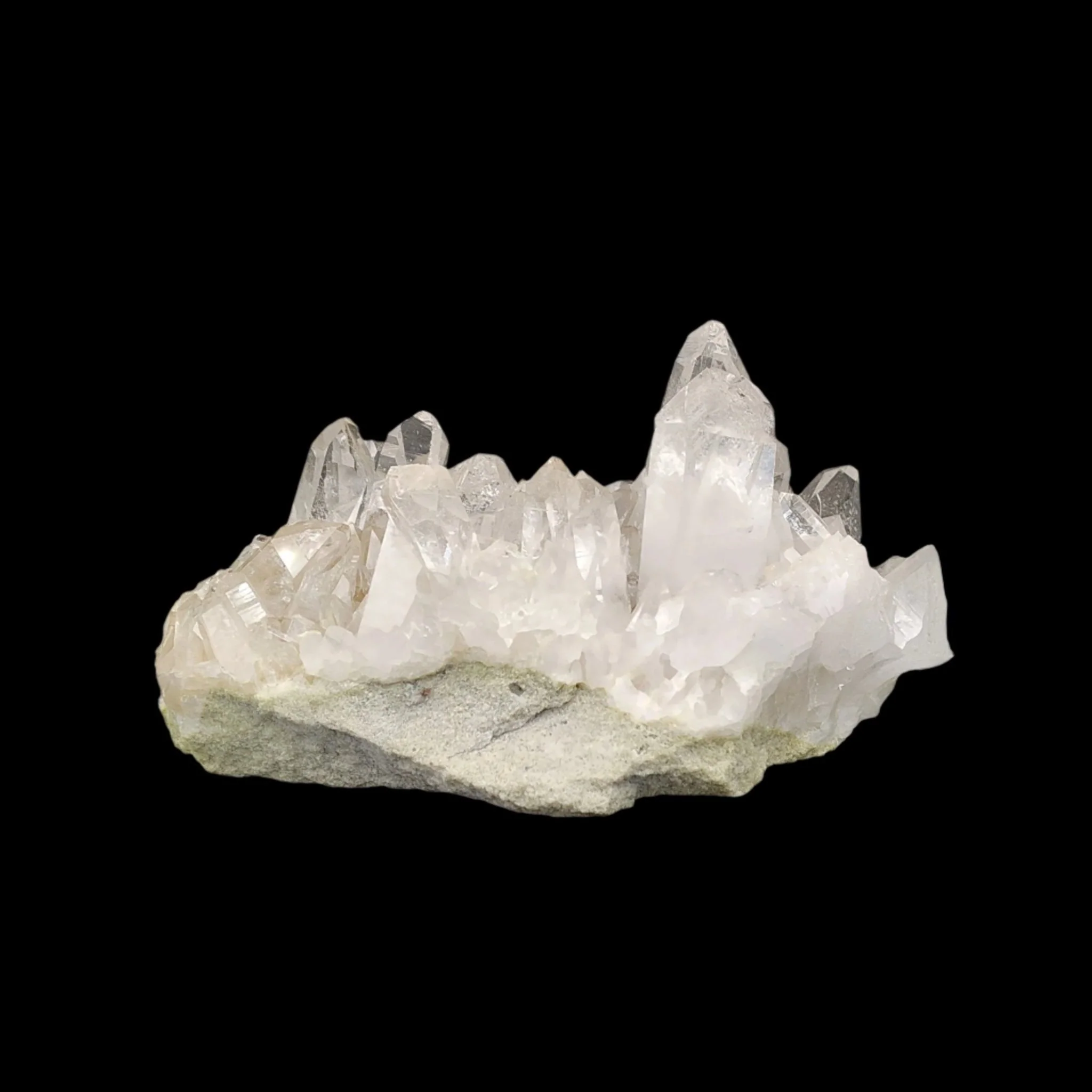 Clear Crystal Cluster Medium to Small Points - Image 3